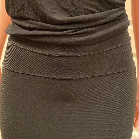 Herve Leger skirt - Picture 3 of 6